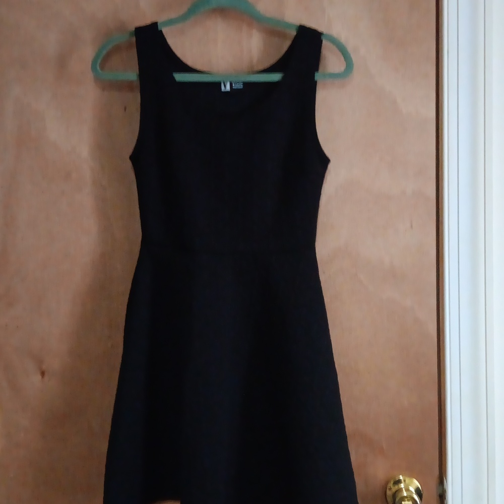 Vibe Sportswear Black A-Line Dress in Size Small